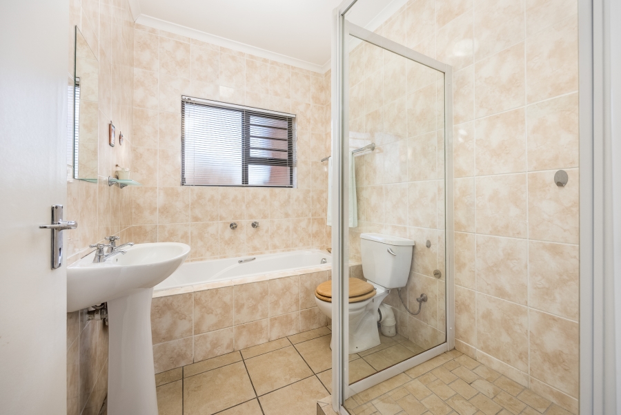 3 Bedroom Property for Sale in Vredelust Western Cape